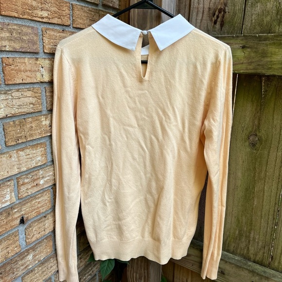 VILA Cream Crew Neck Sweater with Vintage Floral Accent - Picture 5 of 5